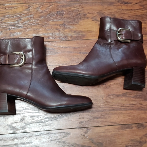Nine West Brown Ankle Boots with Gold Buckle - Picture 2 of 13